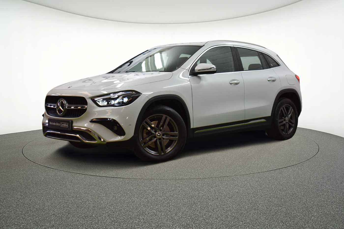 Mercedes-Benz GLA  250 e Off-Roader