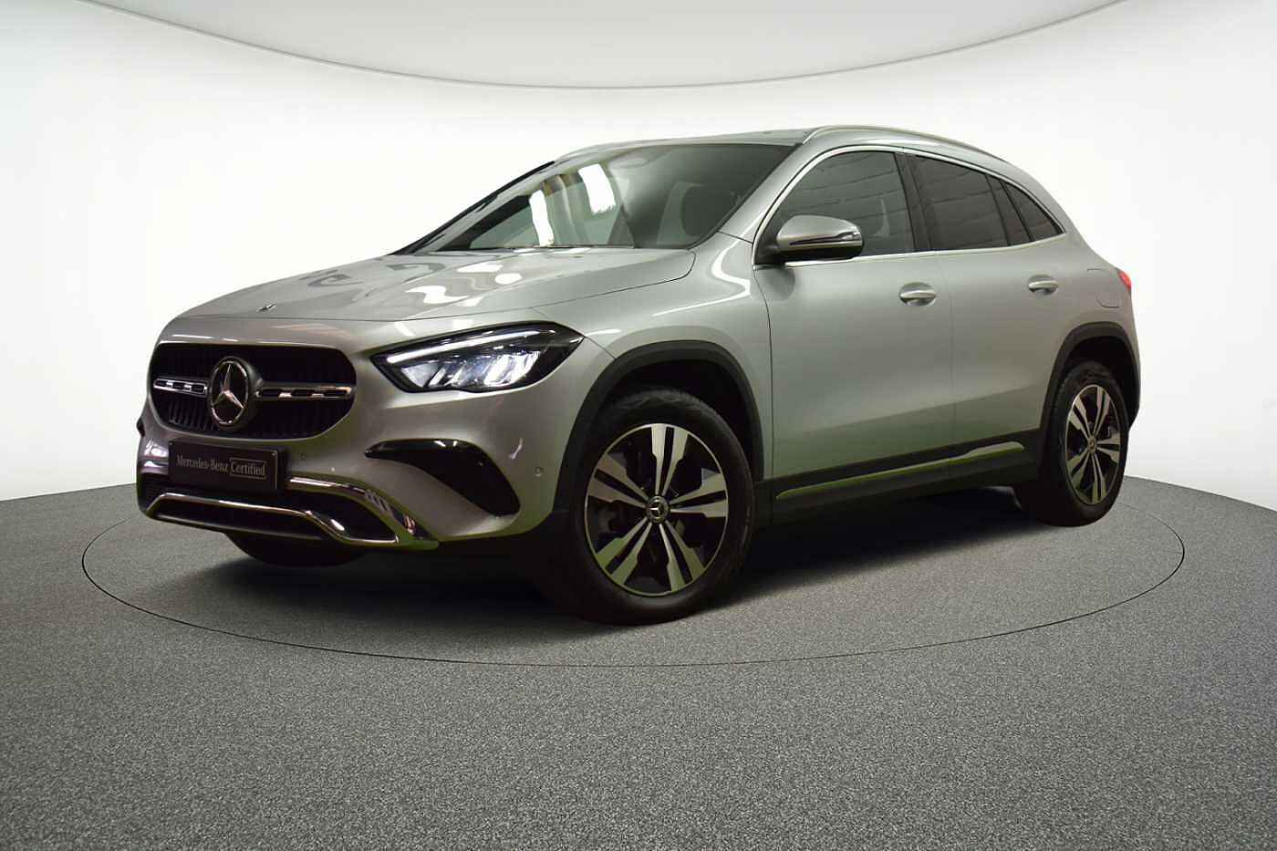 Mercedes-Benz GLA  250 e Off-Roader